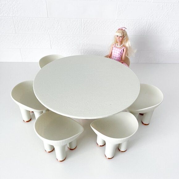 Miniature Patio Table 6 Chairs Bone White Copper Large Round 1:6 Scale Dollhouse - Picture 6 of 8